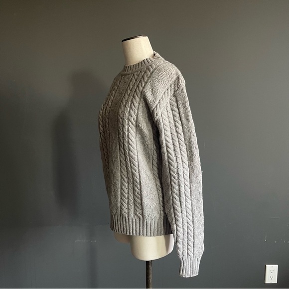 Albam Gray Cable Knit Wool Sweater | British Heritage Quiet Luxury Minimalist - Picture 3 of 7
